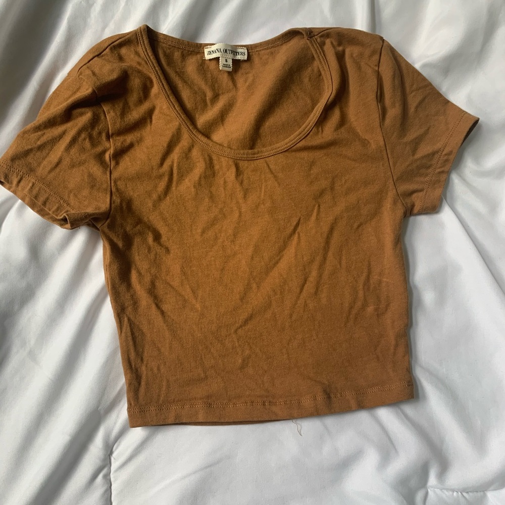 CROP TOP - SOLD